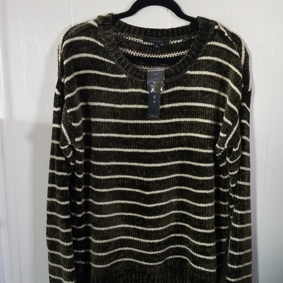 Cyrus Olive Sweater - Picture 2 of 4